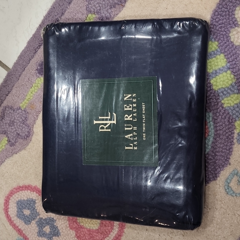 Brand New Navy Ralph Lauren Twin Flat sheet